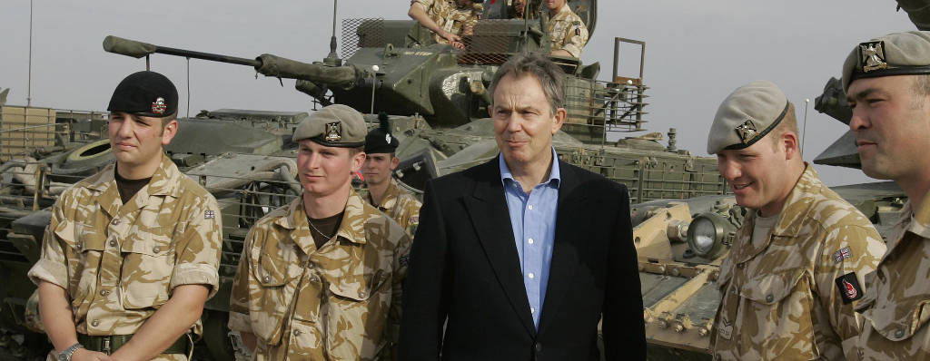 Tony Blair with soldiers in Iraq